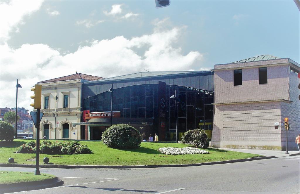 Espacio Gijon Poniente Esterno foto